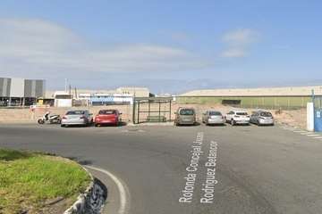 Las obras del equipamiento comercial del Cruce de Melenara, en el punto de mira por la posible ocupación de suelo público/TA.